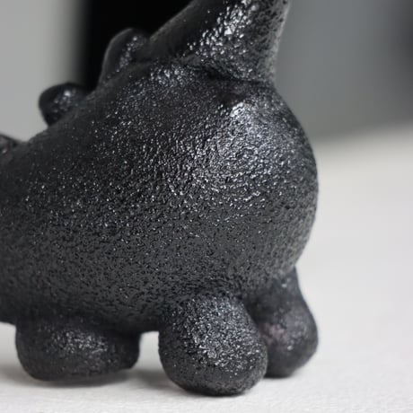 “ MIWA ITO × BLACK " DINOSAUR SCULPTURE - A