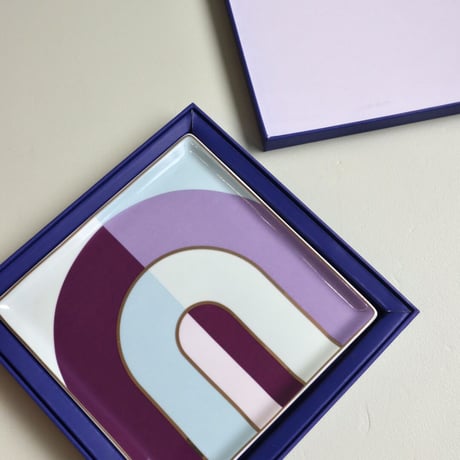 "OCTAEVO" Ceramic Tray - Riviera Arch purple  -