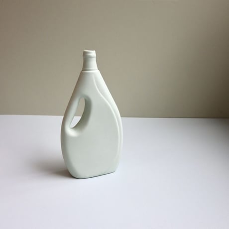 "Foekje Fleur" porcelain bottle vase - mint -