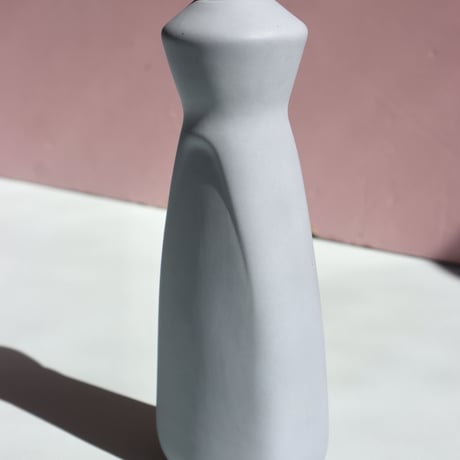 "Foekje Fleur" porcelain bottle vase - Lavender  -
