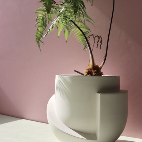 "Light&Ladder" VAYU Ceramic Floor Planter - snow -