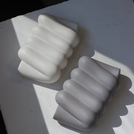 " KIKUCHI SHUNJI / 菊池 俊治 " soap dish S - gray