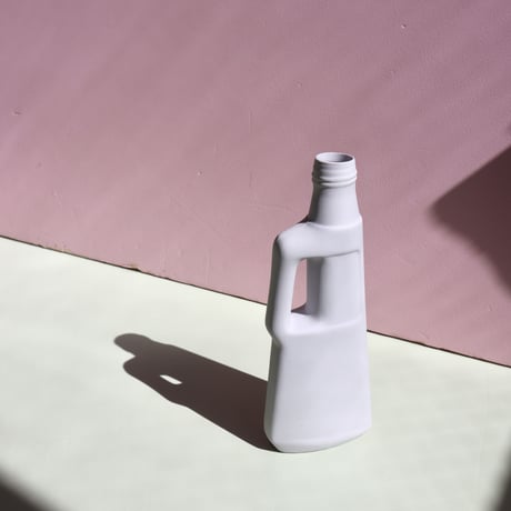 "Foekje Fleur" porcelain bottle vase - old purple -