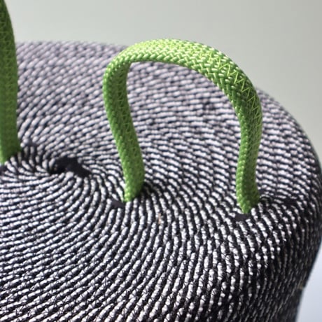"UGLY RUGLY" MEDIUM LOOPY LID BASKET - STRIP -