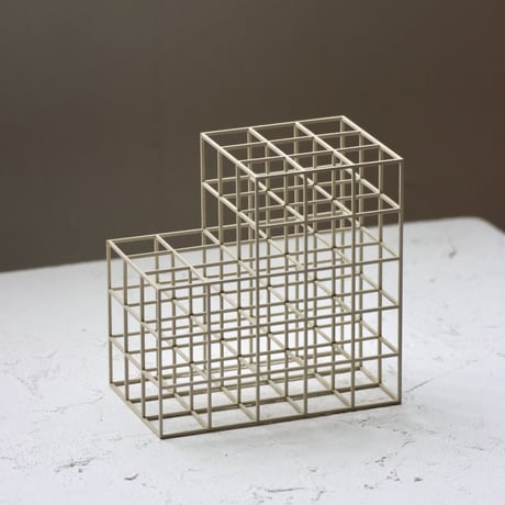 " SO TANAKA " Liminal Object - LO_01 White