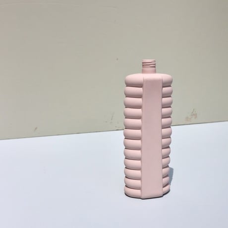 "Foekje Fleur" porcelain bottle vase - pink -