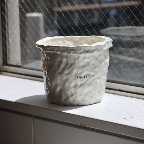 "SHOKKI" Planter