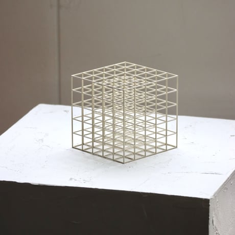 " SO TANAKA " Liminal Object - LO_03 White