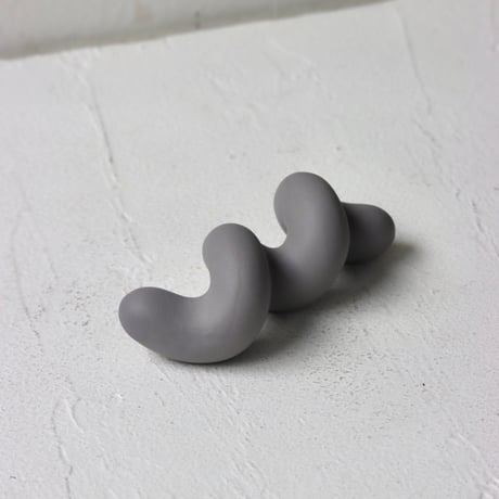 " KIKUCHI SHUNJI / 菊池 俊治 " object S - gray