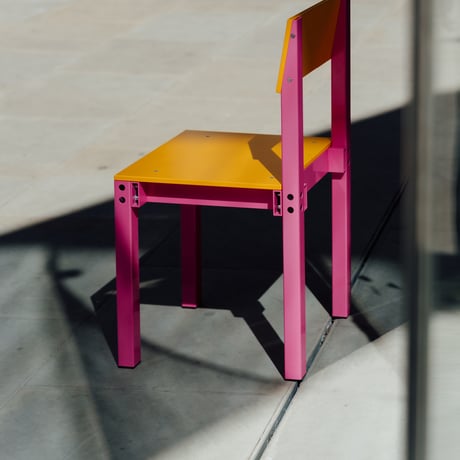 “JOY OBJECTS“ CHAIR ONE PIZZAZZ & HONEY
