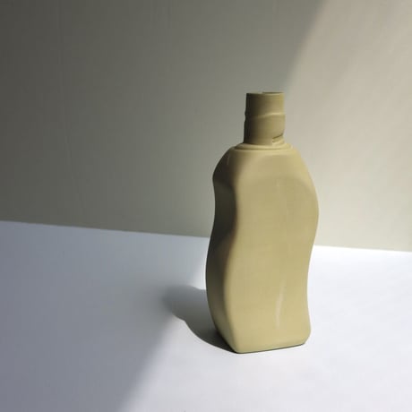 "Foekje Fleur" porcelain bottle vase - Moss -