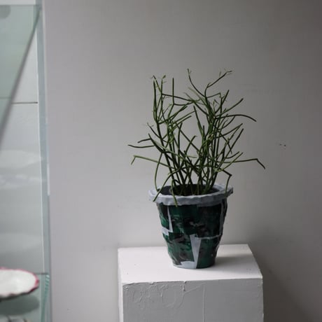 "SHOKKI" Planter