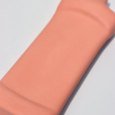 "Foekje Fleur" porcelain bottle vase - salmon -