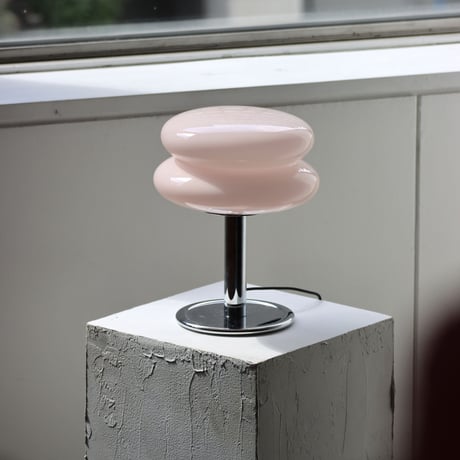 "ILKW." SNOWMAN 22 TABLE - PEACH & SILVER