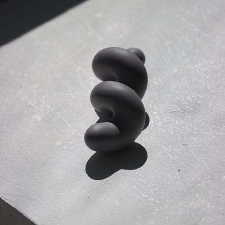 " KIKUCHI SHUNJI / 菊池 俊治 " object S - gray