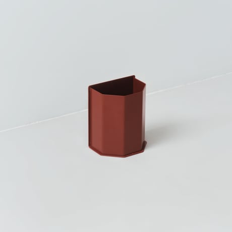 "Fulcrum" POLY Container 90 - rusty red