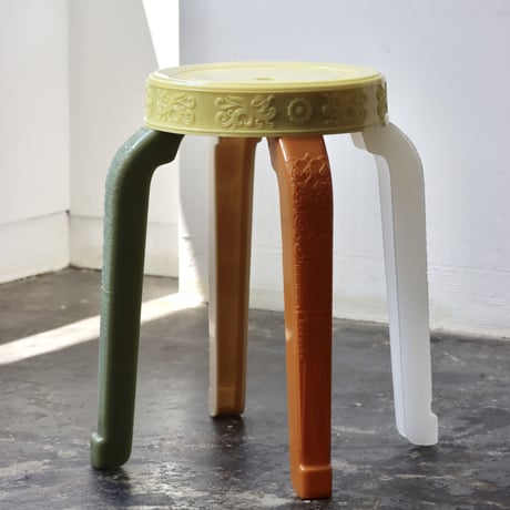 "RUMBA BOR" Choei Stool Look Choop - Esme Tena Shop Edition