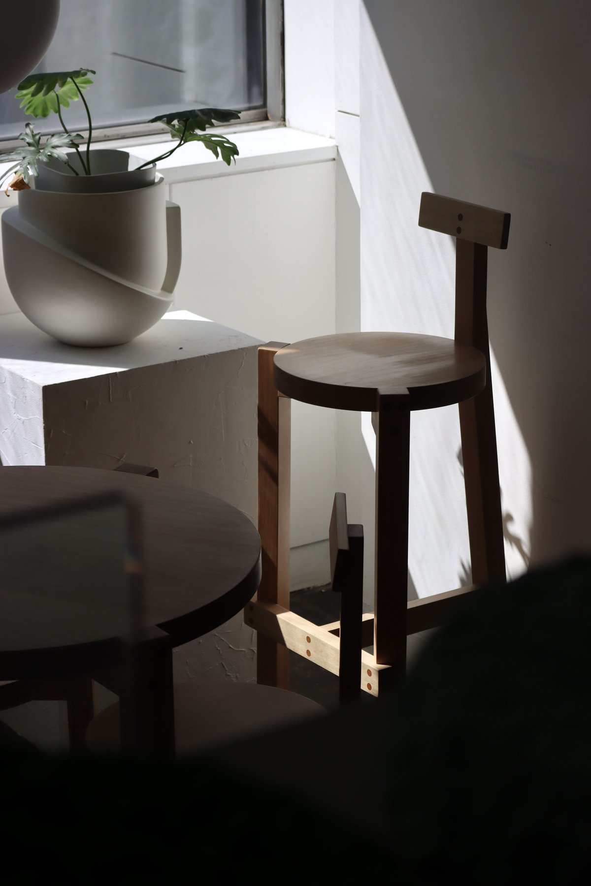 Girafa Bar Chair　Lina Bo Bardi Lina Bo Bardi 