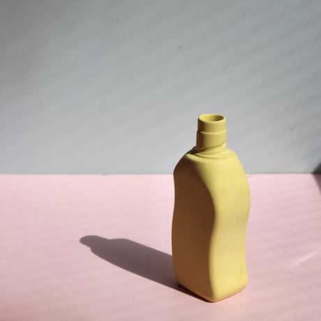 "Foekje Fleur" porcelain bottle vase - sun -