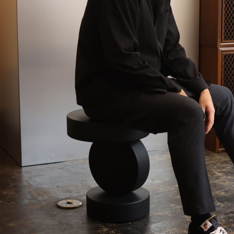 "Reset" Balancing stool - Black -