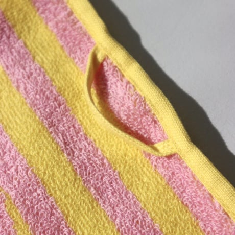 "KJP" HENNY BATH TOWEL - Rhubarb + custard -