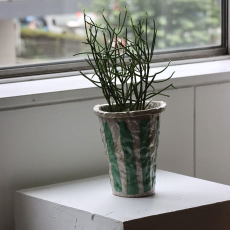 "SHOKKI" Planter