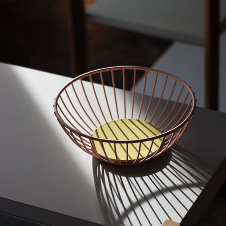 "OCTAEVO" Iris Wire Basket Small - pink/yellow -