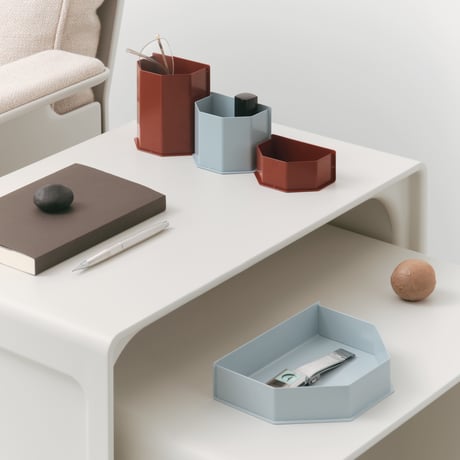 "Fulcrum" POLY Tray - fog
