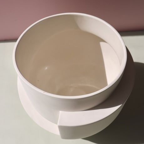 "Light&Ladder" VAYU Ceramic Floor Planter - snow -