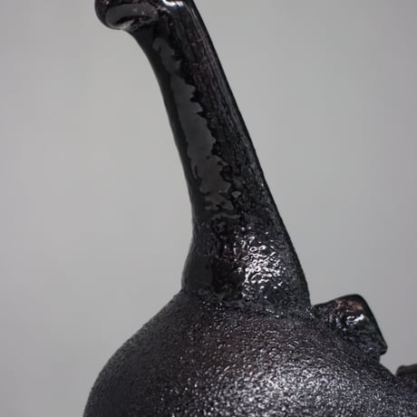 “ MIWA ITO × BLACK " DINOSAUR SCULPTURE - B