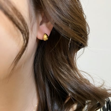 ss104 ピアス2カラー