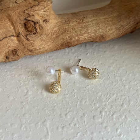 パール ボール ピアス