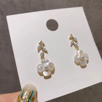 イチリンソウ ピアス