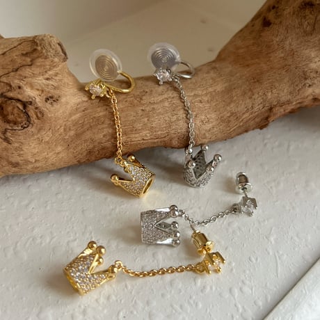 Crownピアス　イヤリング