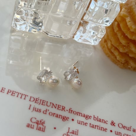 zirconia ピアス　イヤリング