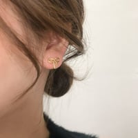small ribbon ピアス　イヤリング　2カラー