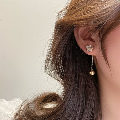 Flower ball ピアス