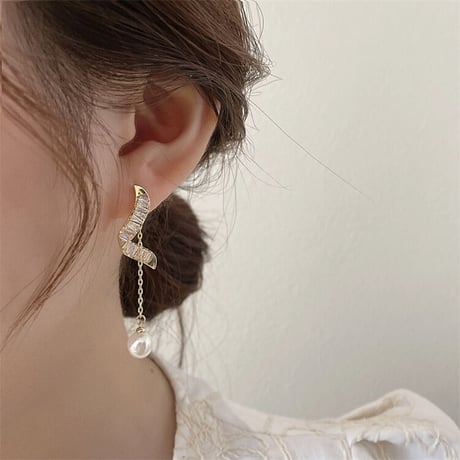 tree ピアス