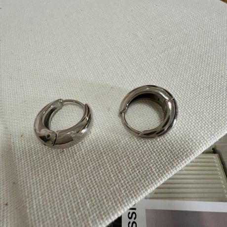 ss055 ピアス2カラー