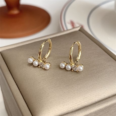 line キャッチレスピアス