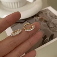 Pearl hoop ピアス