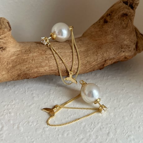 whale Pearl ピアス