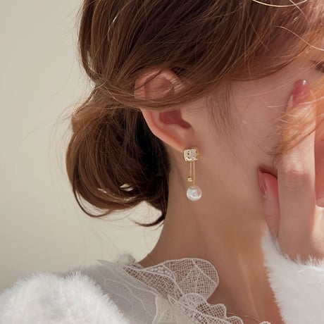 pearl star ピアス