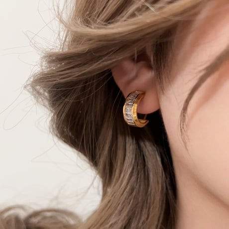 Lineaピアス イヤリング