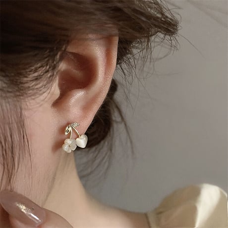Flower Cherry ピアス