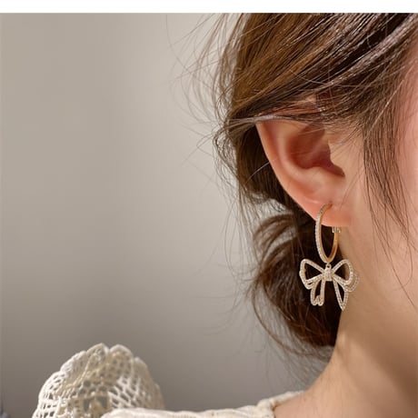 ribbon hoop ピアス
