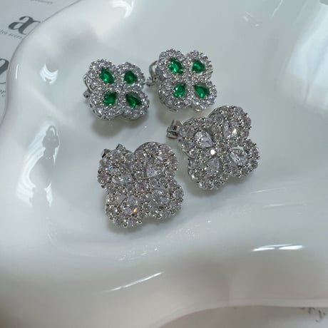 stone flower イヤリング