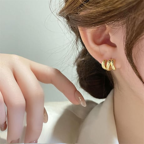 triple ピアス