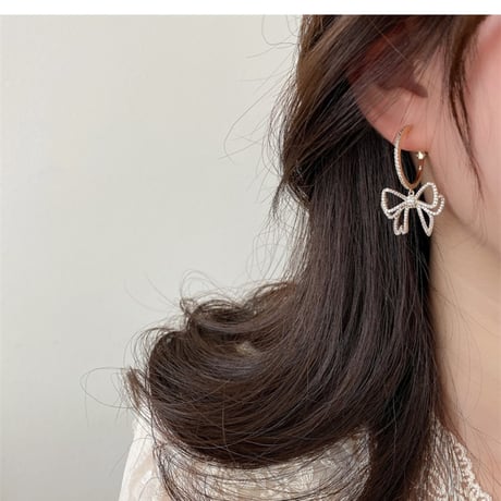 ribbon hoop ピアス
