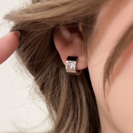 ss559 ピアス